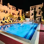 Palmiye מלון דירות